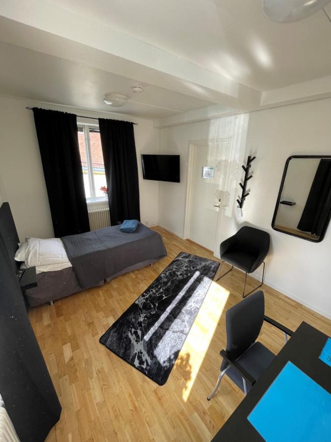Dentas Hotell Raivi Hoting Екстер'єр фото